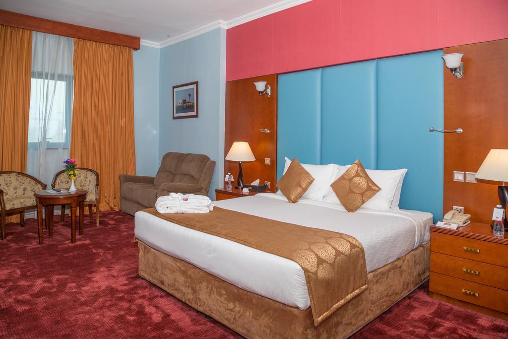 فندق The Park Formerly 4*